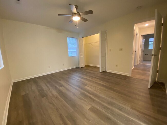 Building Photo - 5140 Greenville Loop Rd