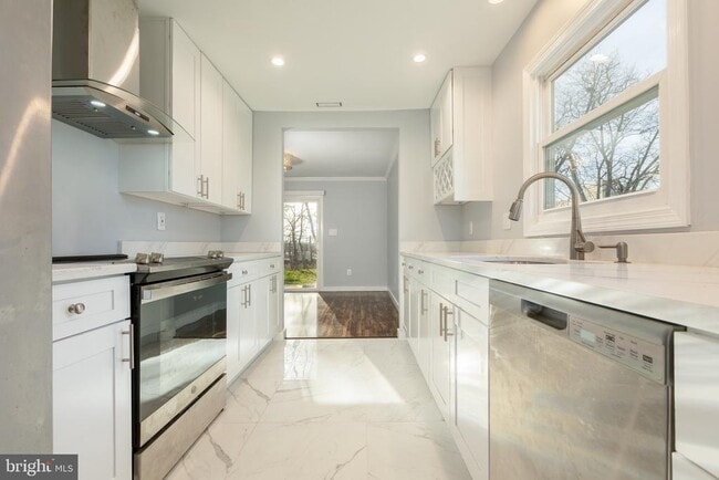 Building Photo - 1959 Lewis Ave