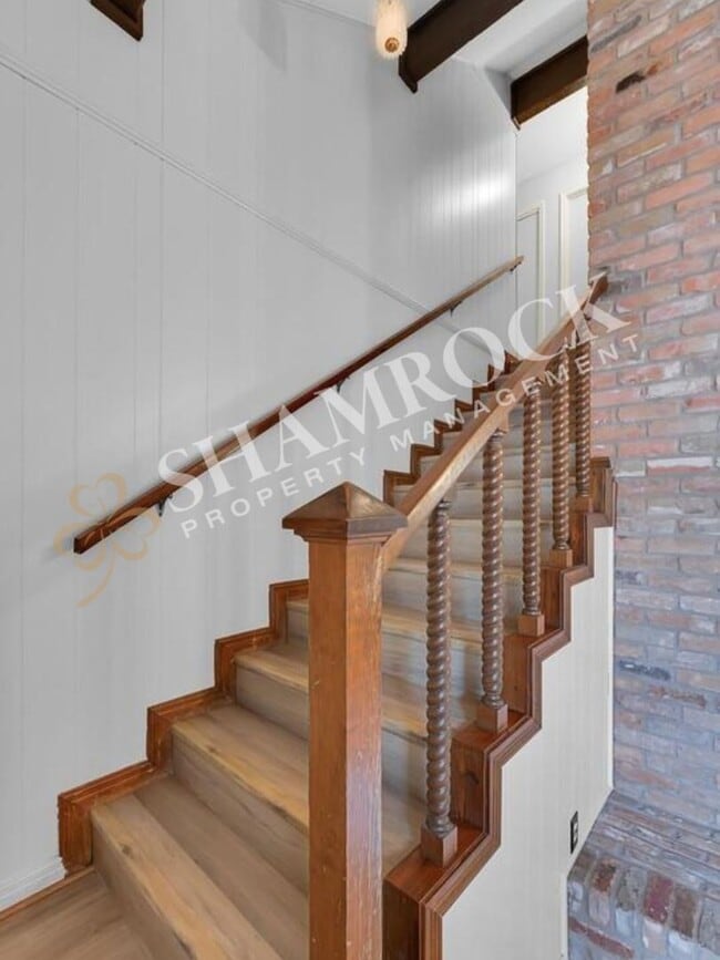 Building Photo - 4613 Westchester Dr