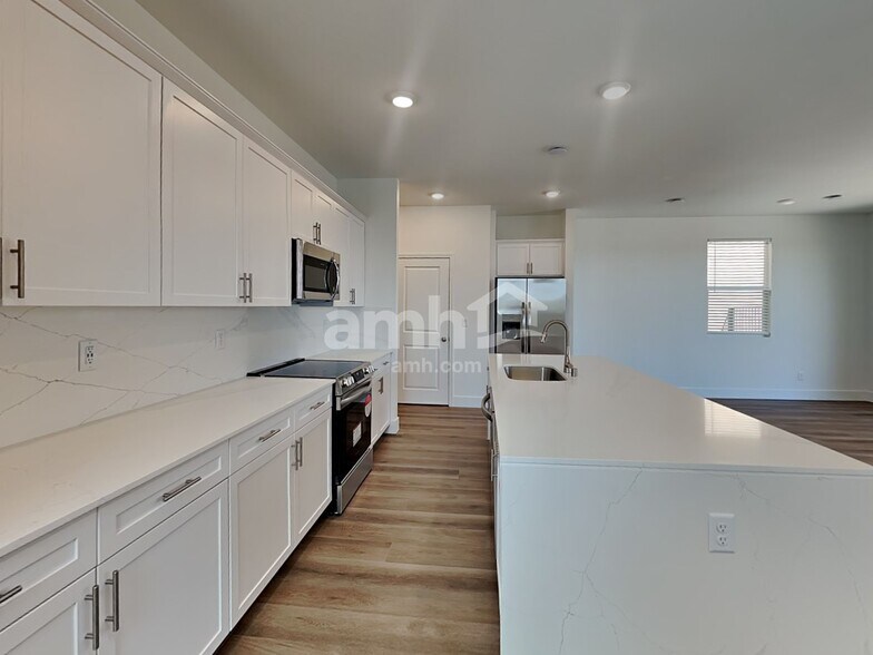 Building Photo - 4296 Halo Hollyhock St
