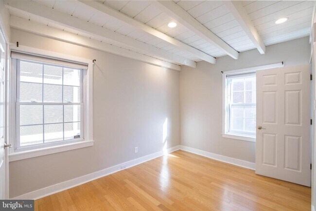 Building Photo - 1431 Spruce St