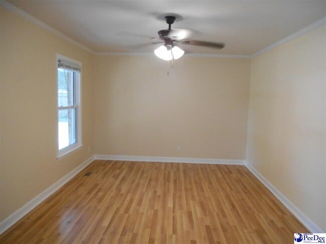 Building Photo - 1303 Virginia Acres