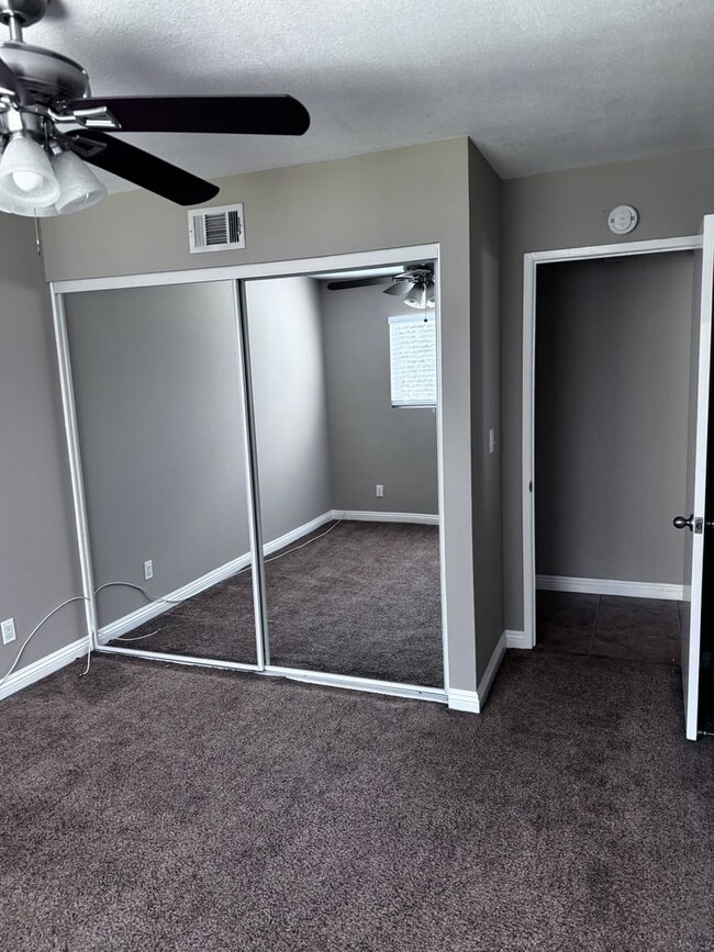 Building Photo - Beautiful 4 bed 2 baths house in a great a...