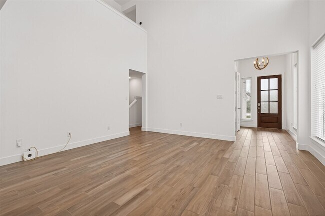 Building Photo - 7218 Grassland Vis Ln