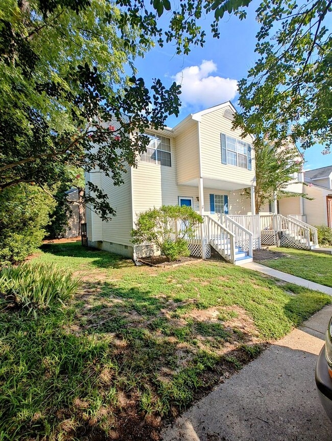 Building Photo - 5361 Gardner Ct