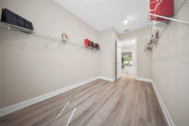 Building Photo - 10199 Brocksport Cir