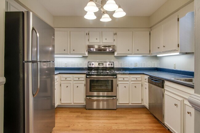 Building Photo - 2615 Habersham Ave