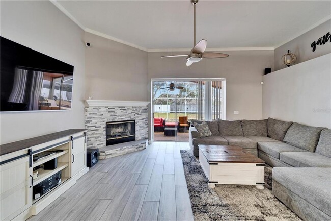 Building Photo - 18507 Country Crest Pl