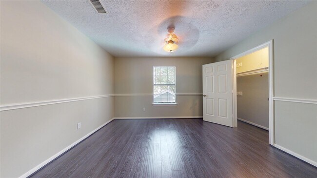 Building Photo - 3510 Cypresswood Dr