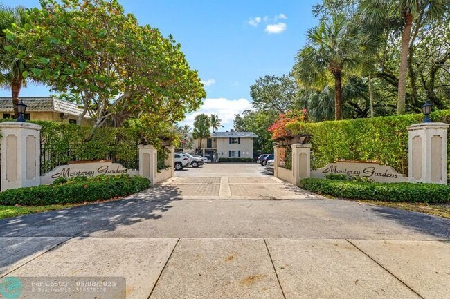 Primary Photo - 8609 SW 68th Ct
