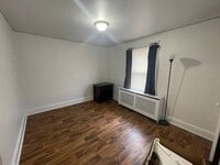 Building Photo - 30 1st St