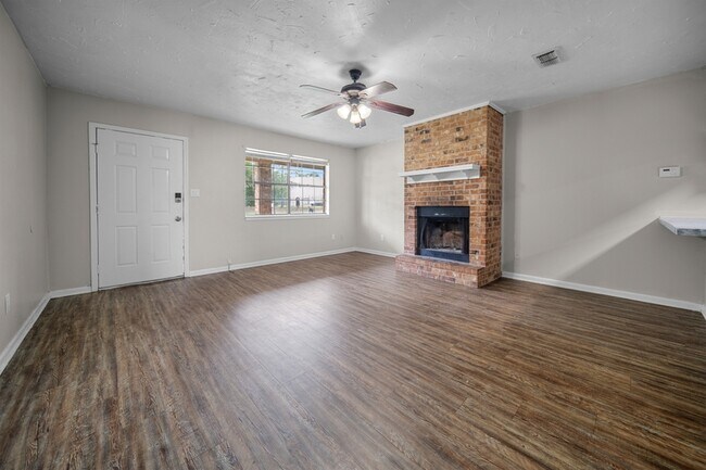 Building Photo - 12023 Joni Dr