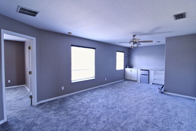 Building Photo - SPACIOUS 4-BED, 3-BATH HOME WITH PRIVATE BACKYARD PARADISE IN RIVERVIEW, FL