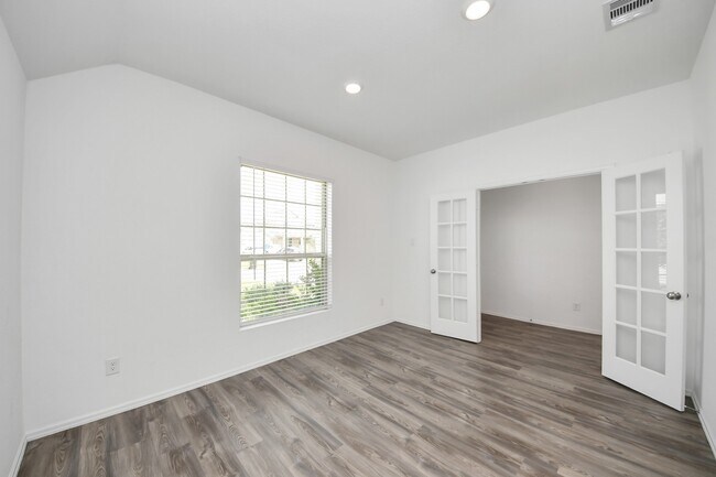 Building Photo - 7319 Bridal Ranch Dr