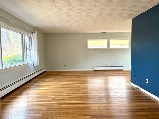 Building Photo - 90 Mill St