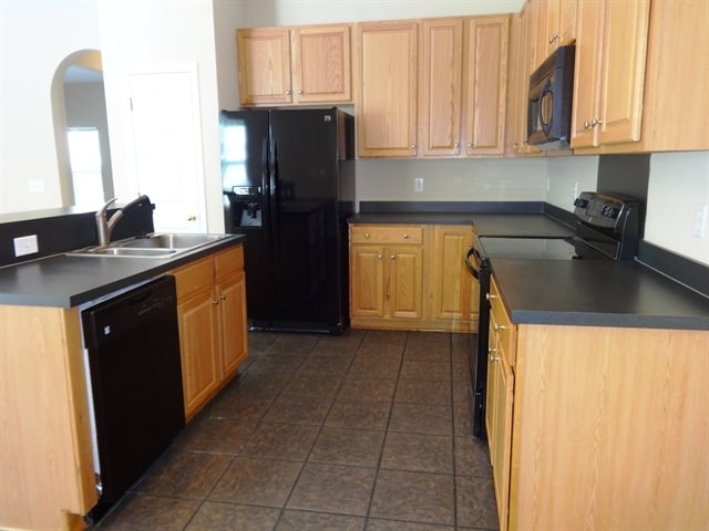 Building Photo - 113 Sumpter Hill Dr