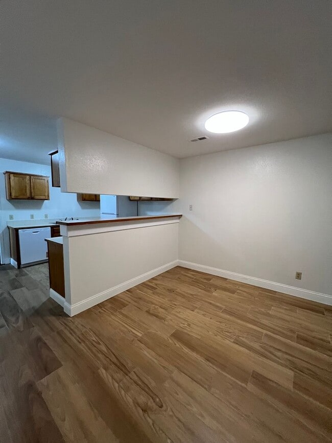 Building Photo - 428 Kays Ln