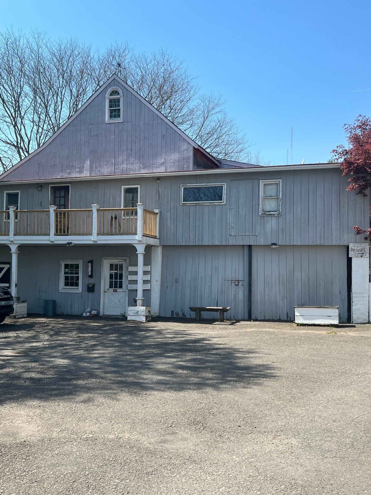 Building Photo - 1040 Taylorsville Rd