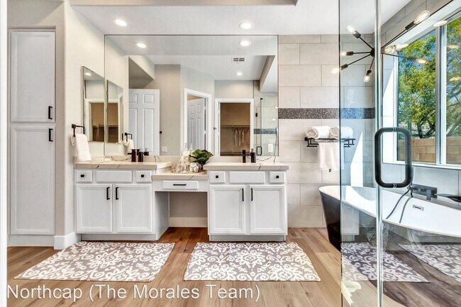 Building Photo - 6 br, 4.5 bath House - 8038 Dark Hollow Place