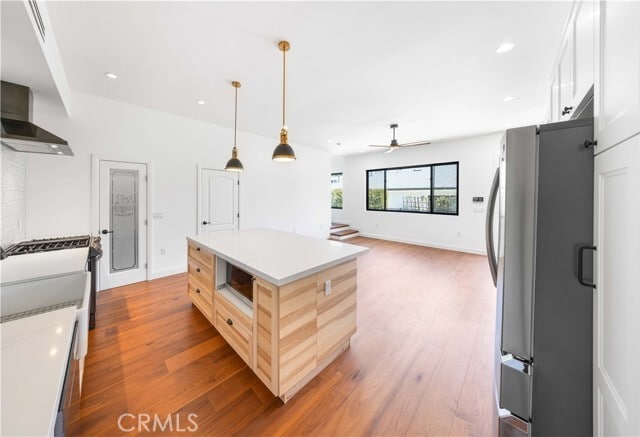 Building Photo - 7503 Hesperia Ave