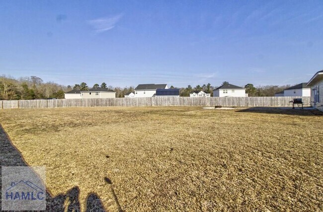 Building Photo - 56 Avondale Dr NE