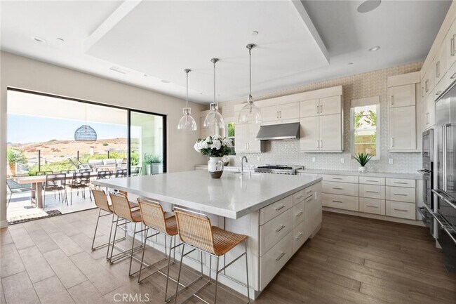 Building Photo - 33851 Paseo Eternidad