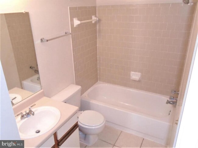 Building Photo - 21009 Timber Ridge Terrace