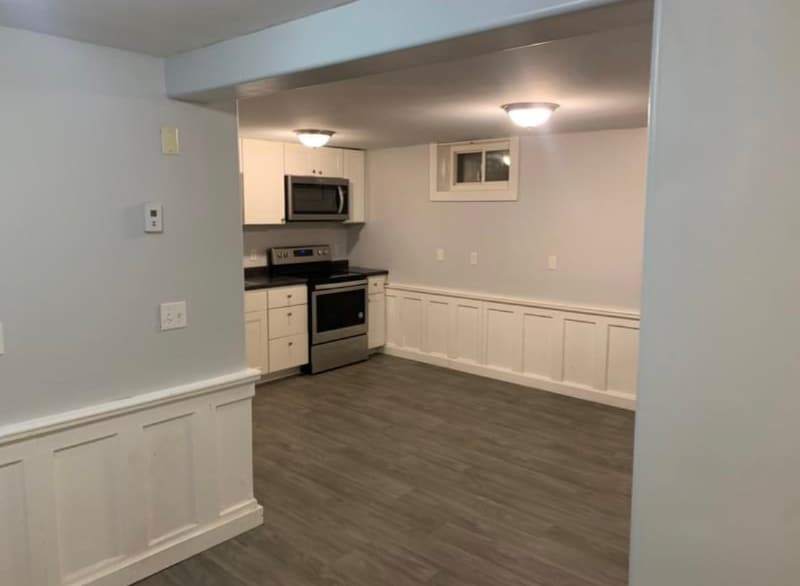 Building Photo - 32 St Johns St