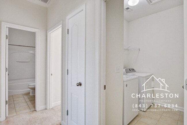 Building Photo - 156 Red Leaf Blvd