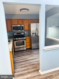 Building Photo - 3604B Saxony Dr