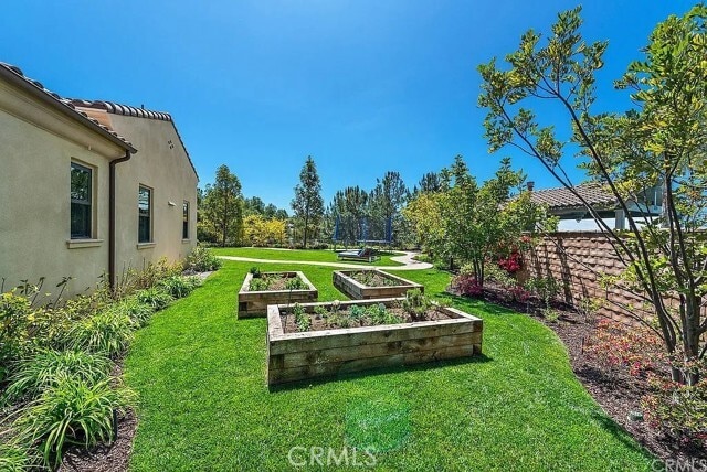 Building Photo - 9 Paniolo Rd