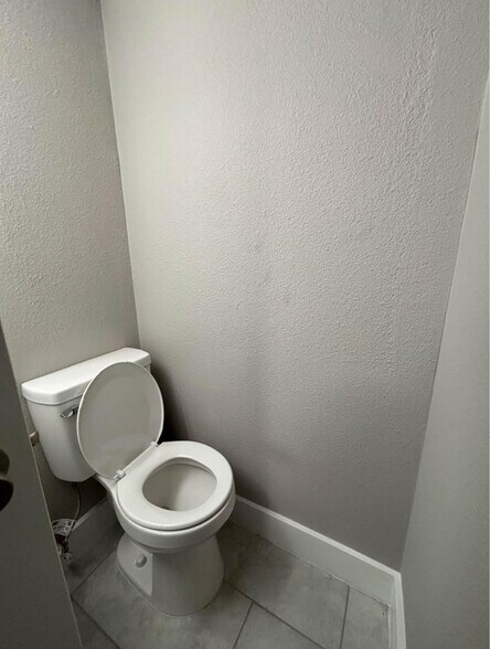 Building Photo - 5614 Harvest Hill Rd