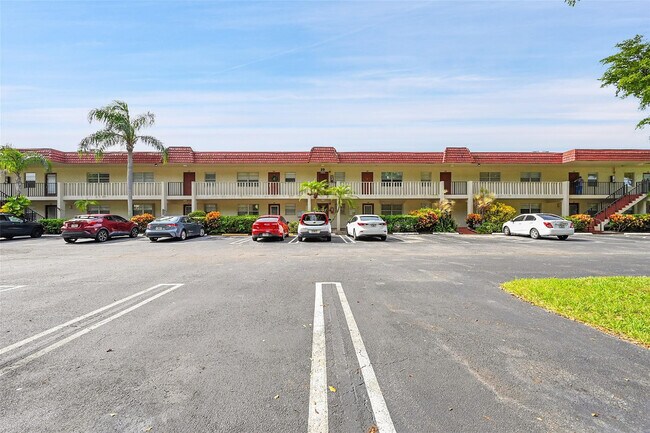 Building Photo - 23 Abbey Ln