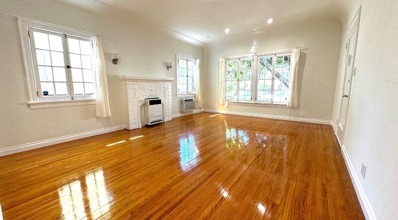 Building Photo - 422 N Spaulding Ave