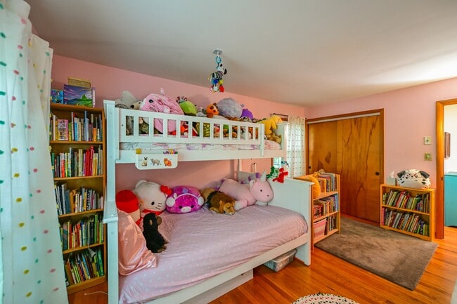 Building Photo - 50 Eden Pl