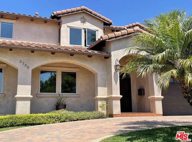 Building Photo - 3250 Midvale Ave