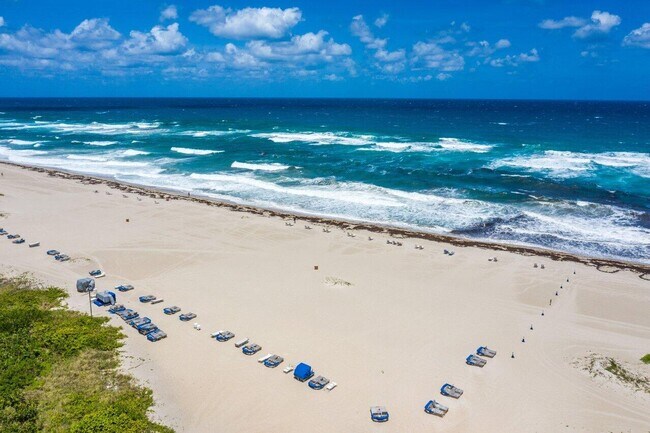 Primary Photo - 2800 N Ocean Dr