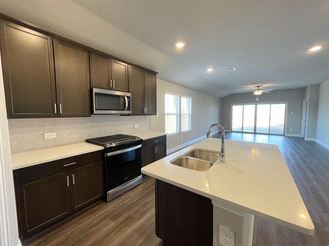 Building Photo - 2176 Gill Star Dr