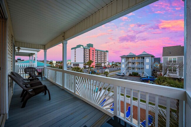 Building Photo - 111A S Yaupon Dr