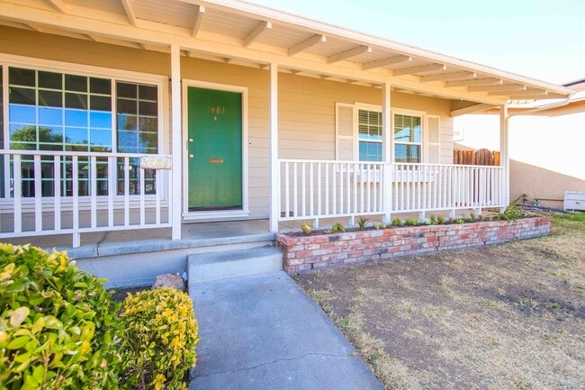 Building Photo - Charming 3 Bed, 2 bath in the East Foothills