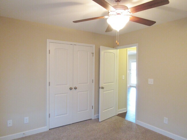 Building Photo - Nice 3 Bedroom Home in Richlands