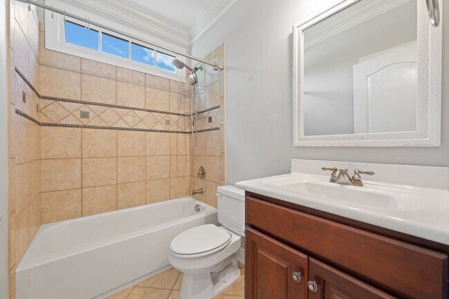 Building Photo - Apex Rental with Renovated Attic, Screened...