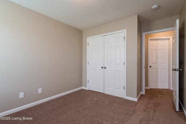 Building Photo - 11211 Sand Lake Ct