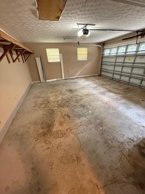 Building Photo - 1601 Salmon Dr