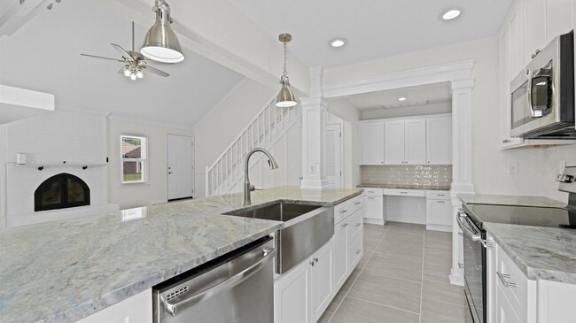 Building Photo - Dam Neck Estates Townhomes