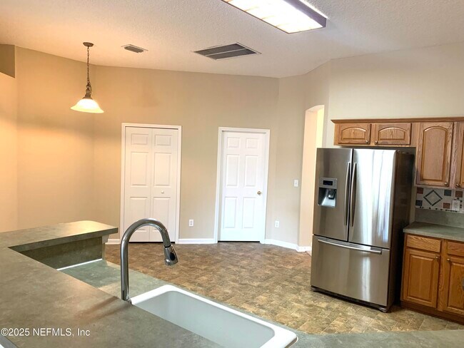 Building Photo - 2840 Spotted Eagle Dr