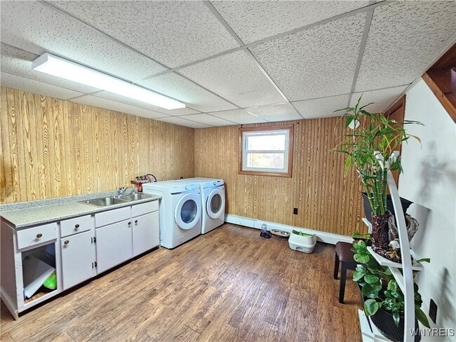 Building Photo - 1970 Sturgeon Point Rd