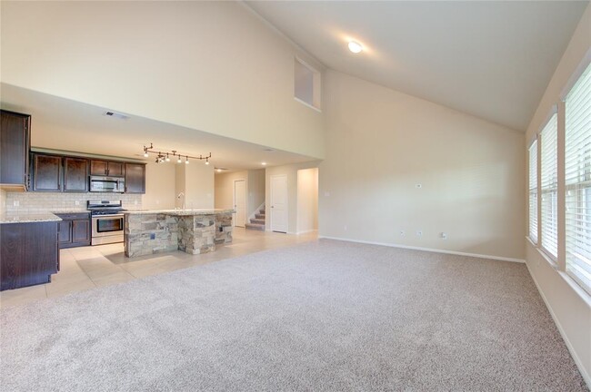 Building Photo - 2915 Iron Range Ct