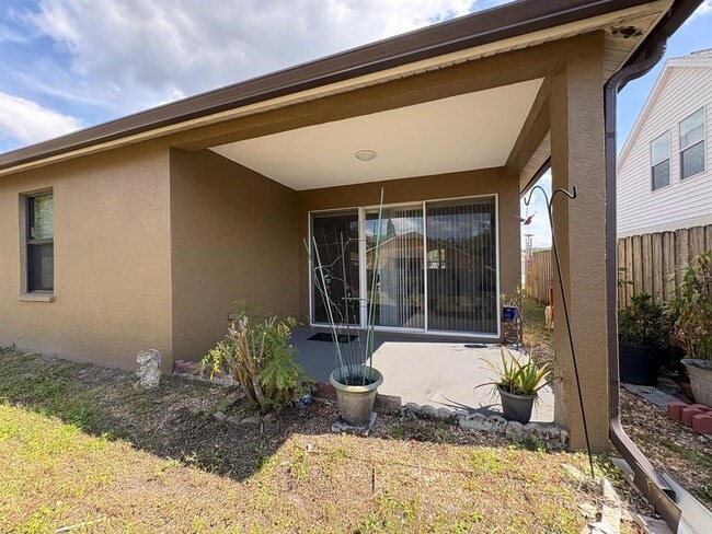 Building Photo - 9701 Patrician Dr