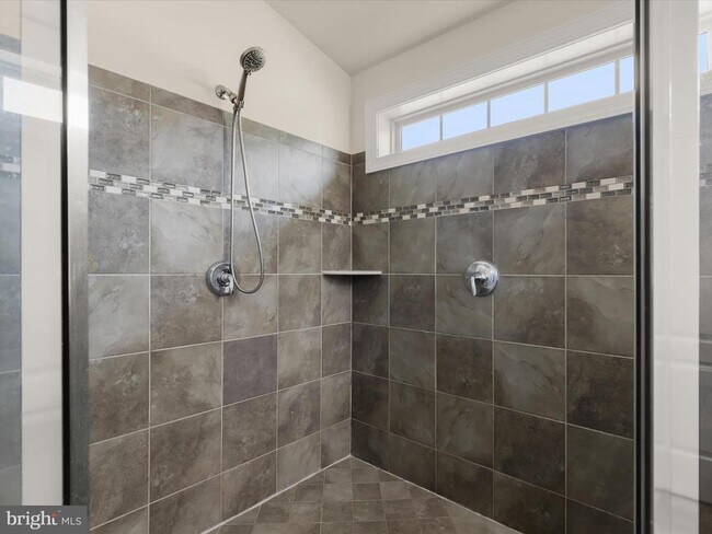 Building Photo - 7761 Crystal Brook Way